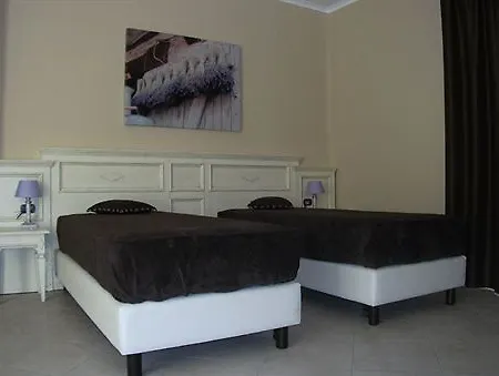 Brizi Country Chic Hotel